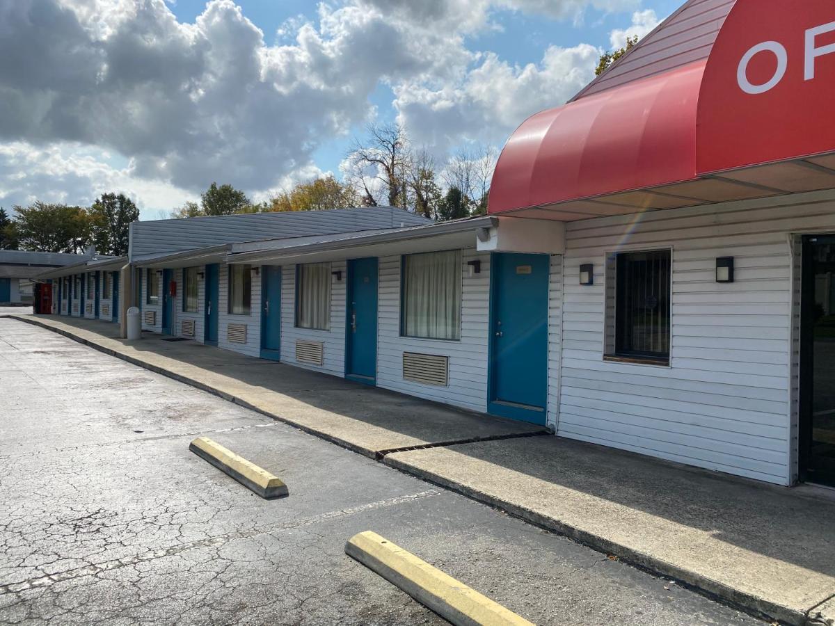 Red Carpet Inn Greensboro Exterior photo